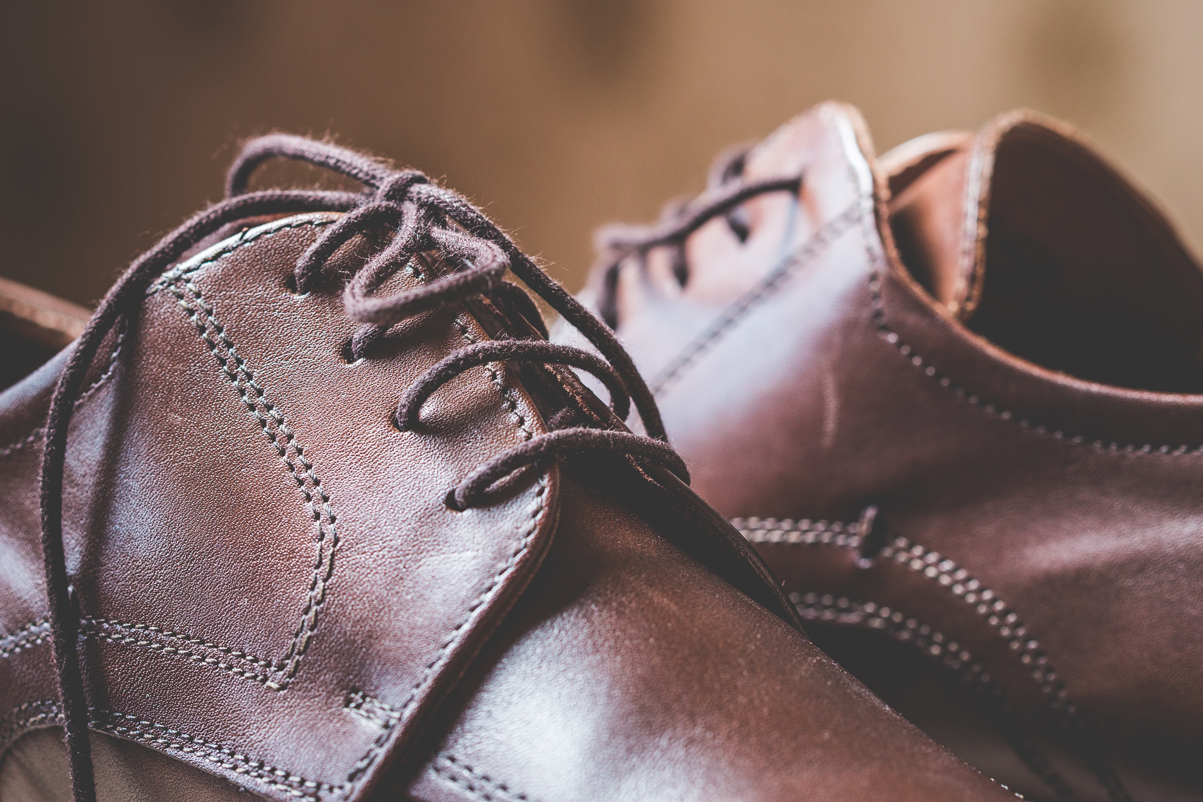 brown-leather-shoes-shoelaces-close-up-2-picjumbo-com