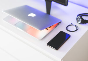 sleek-minimalistic-technology-laptop-and-smartphone-picjumbo-com