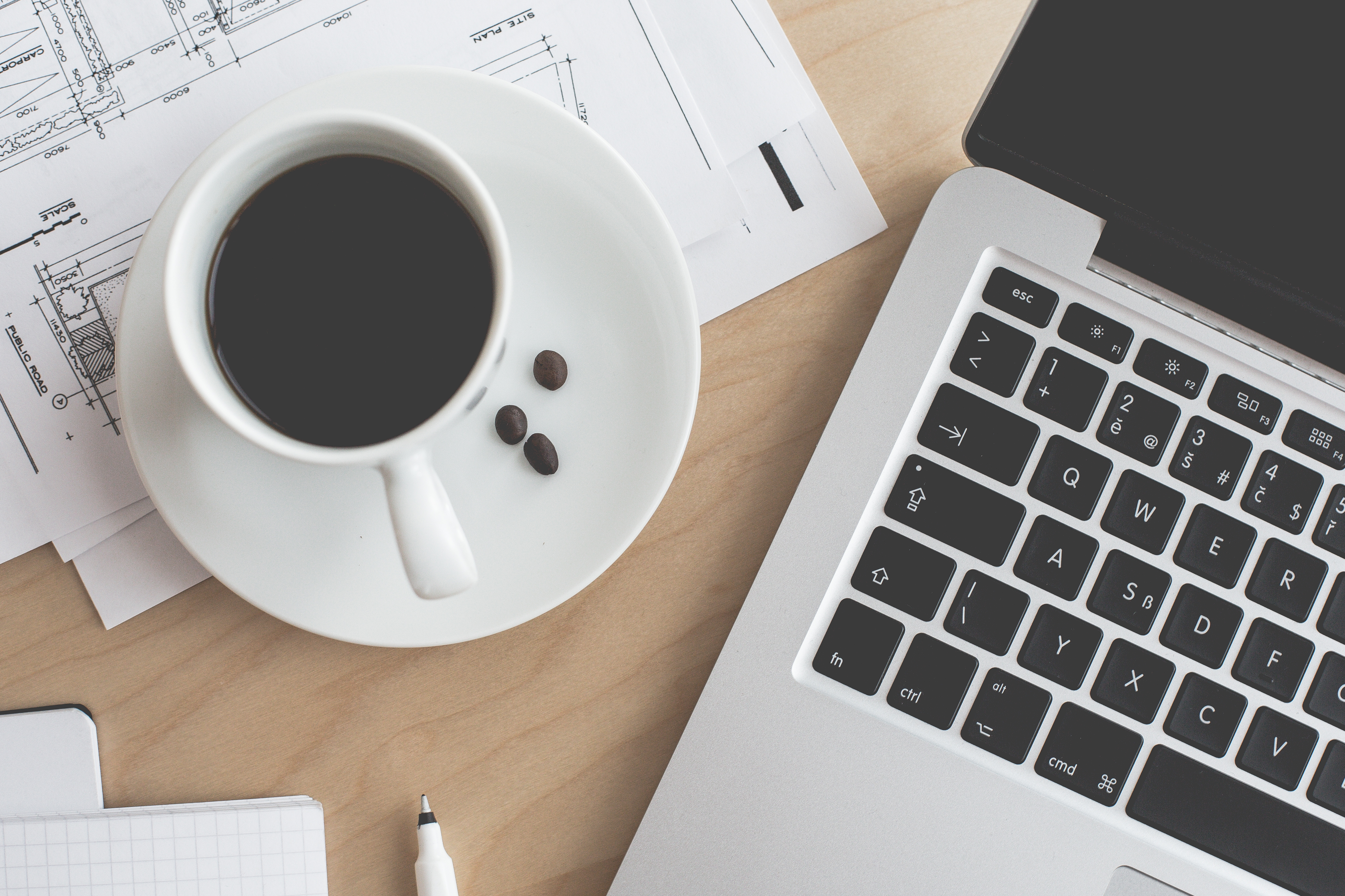 coffee-laptop-business-work-still-life-picjumbo-com (1)